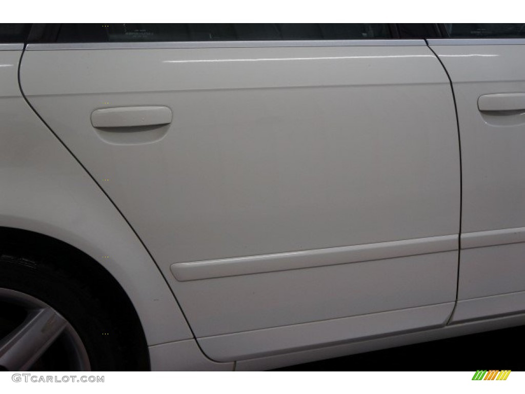 2005 A4 2.0T quattro Sedan - Arctic White / Ebony photo #51