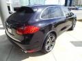 Black - Cayenne Turbo Photo No. 7