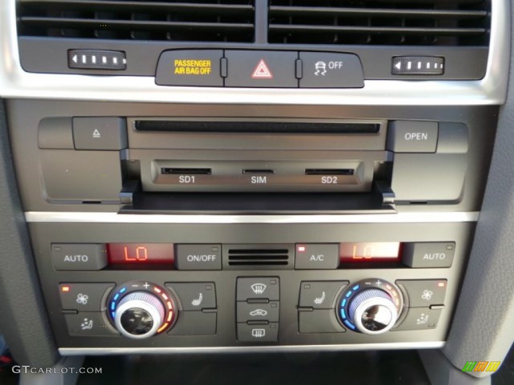 2015 Audi Q7 3.0 TDI Premium Plus quattro Controls Photo #101088105