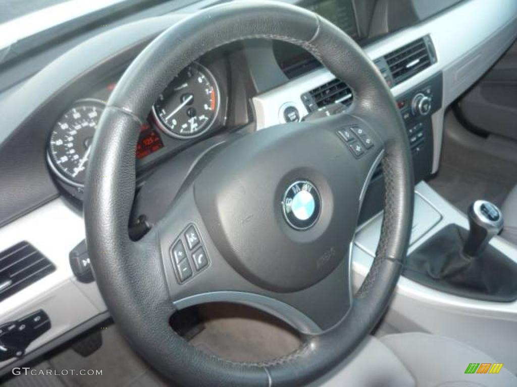 2007 3 Series 335i Sedan - Alpine White / Grey photo #16