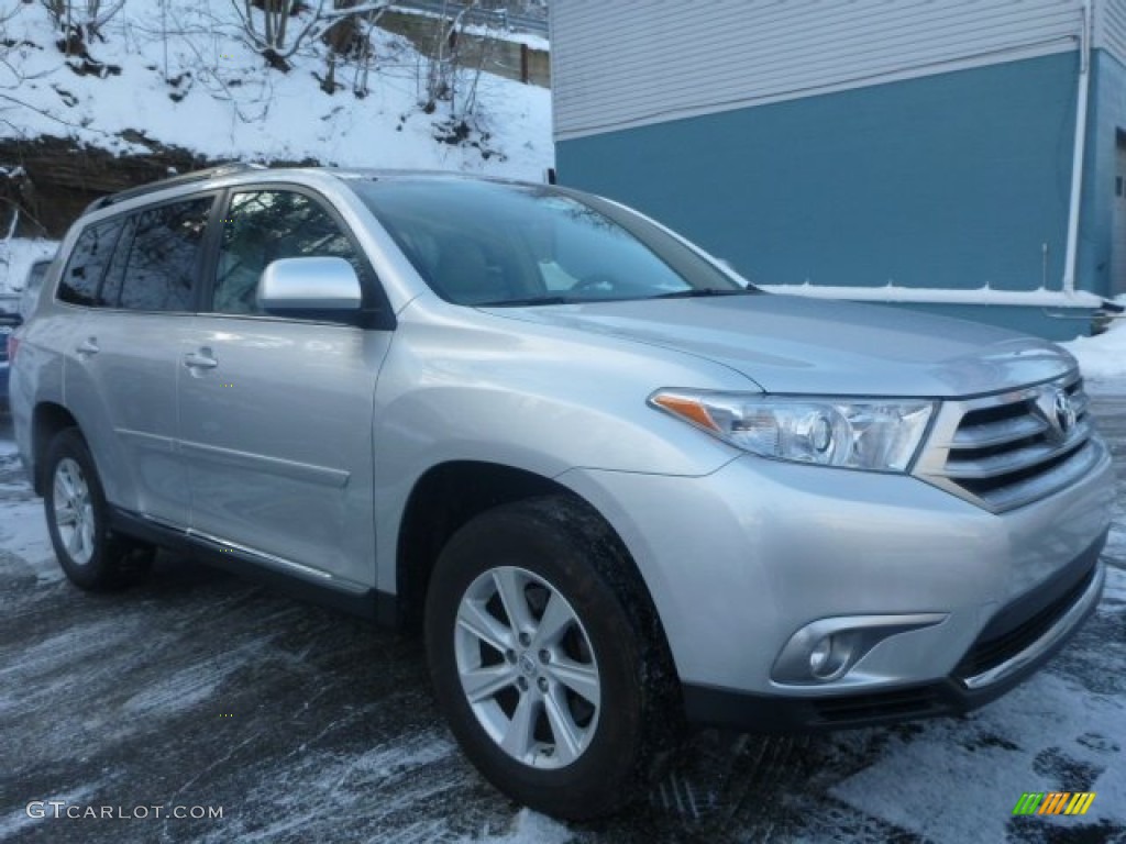 Classic Silver Metallic 2013 Toyota Highlander SE 4WD Exterior Photo #101091444