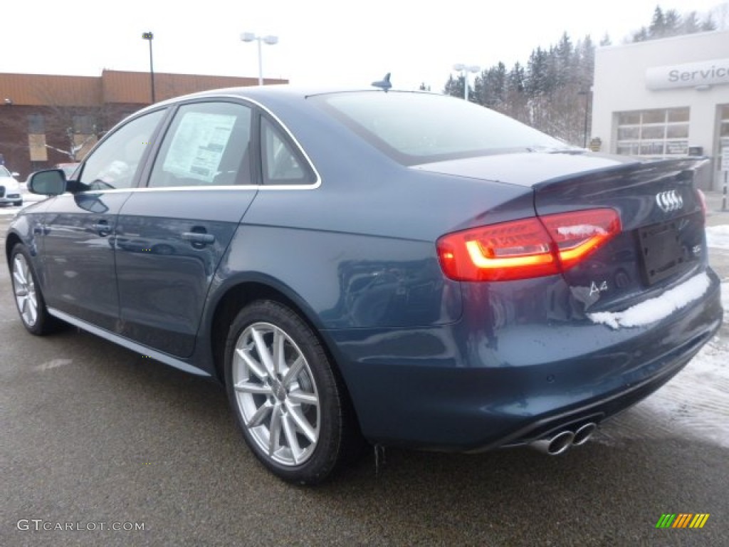 2015 A4 2.0T Premium Plus quattro - Utopia Blue Metallic / Black photo #2