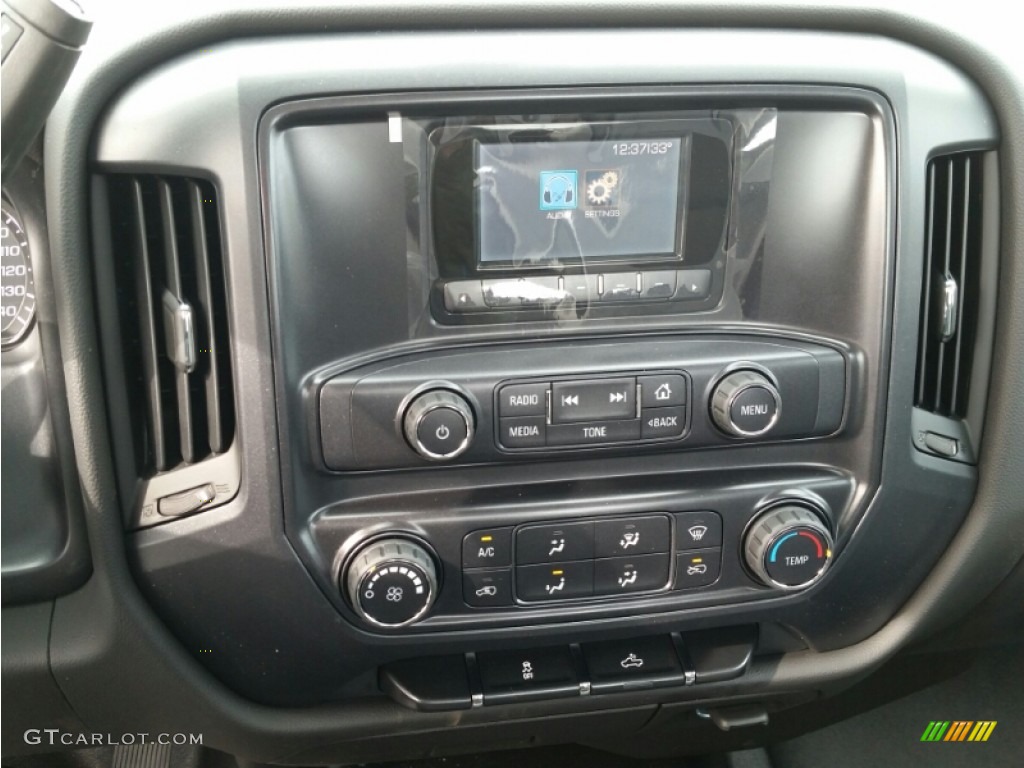 2015 Chevrolet Silverado 3500HD WT Regular Cab 4x4 Controls Photo #101094753