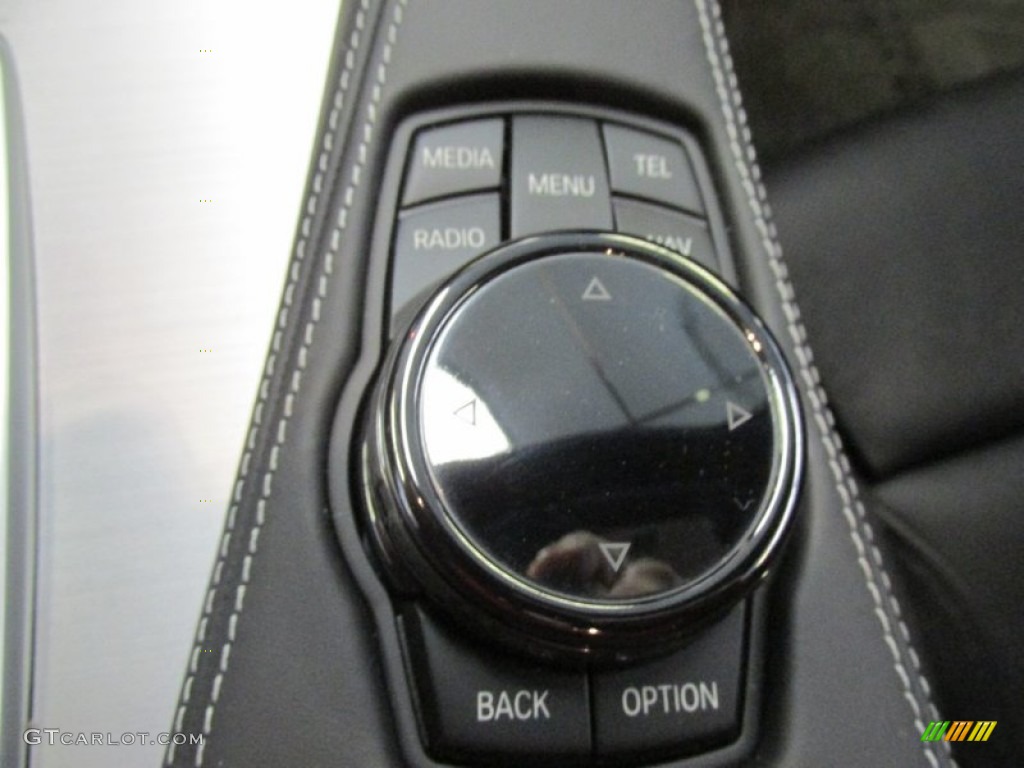 2015 BMW 6 Series B6 Bi-Turbo Gran Coupe Controls Photos