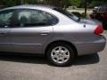 2007 Tungsten Metallic Ford Taurus SE  photo #22