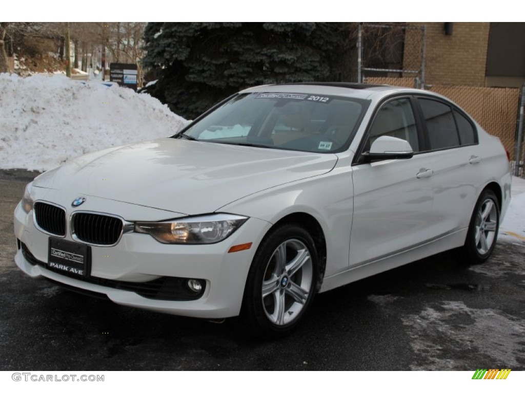2013 3 Series 328i xDrive Sedan - Alpine White / Venetian Beige photo #6