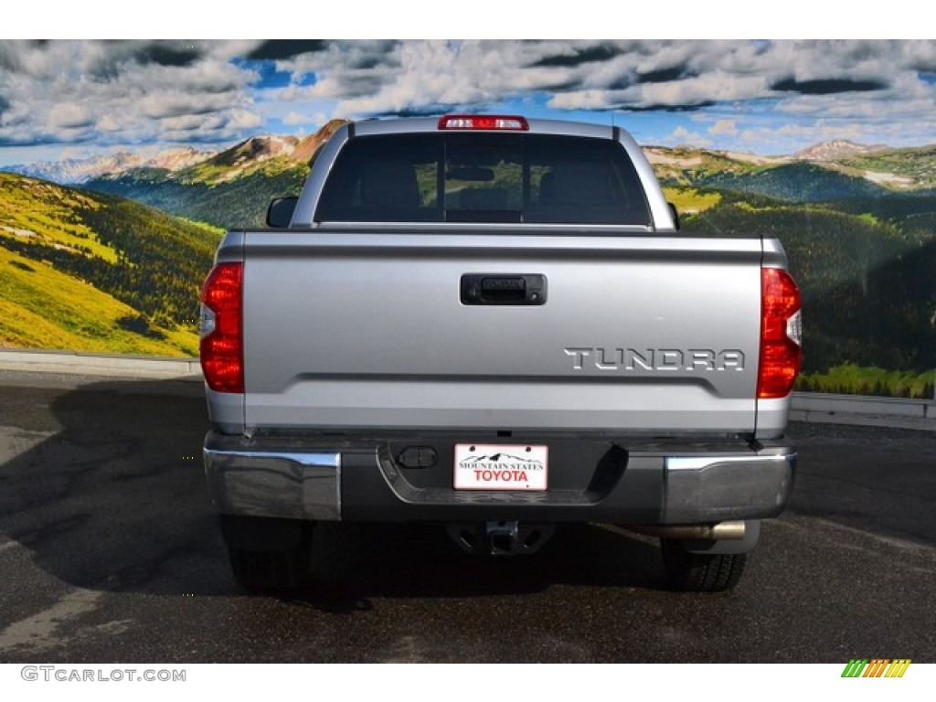 2015 Tundra SR5 Double Cab 4x4 - Silver Sky Metallic / Graphite photo #4