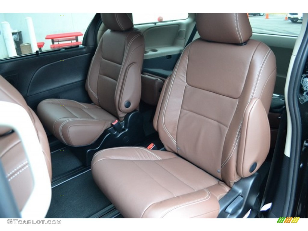 2015 Toyota Sienna Limited AWD Rear Seat Photos