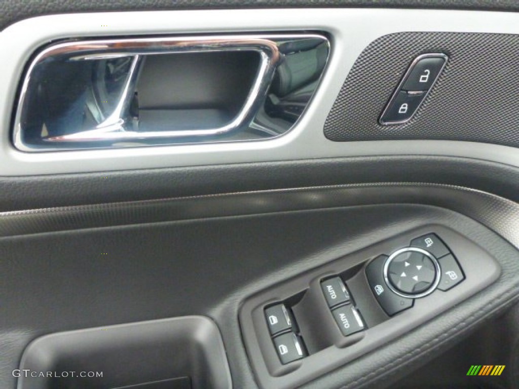 2015 Explorer XLT 4WD - Magnetic / Charcoal Black photo #14