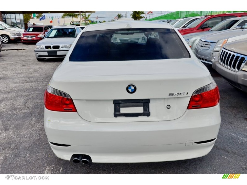 2004 5 Series 545i Sedan - Alpine White / Black photo #11