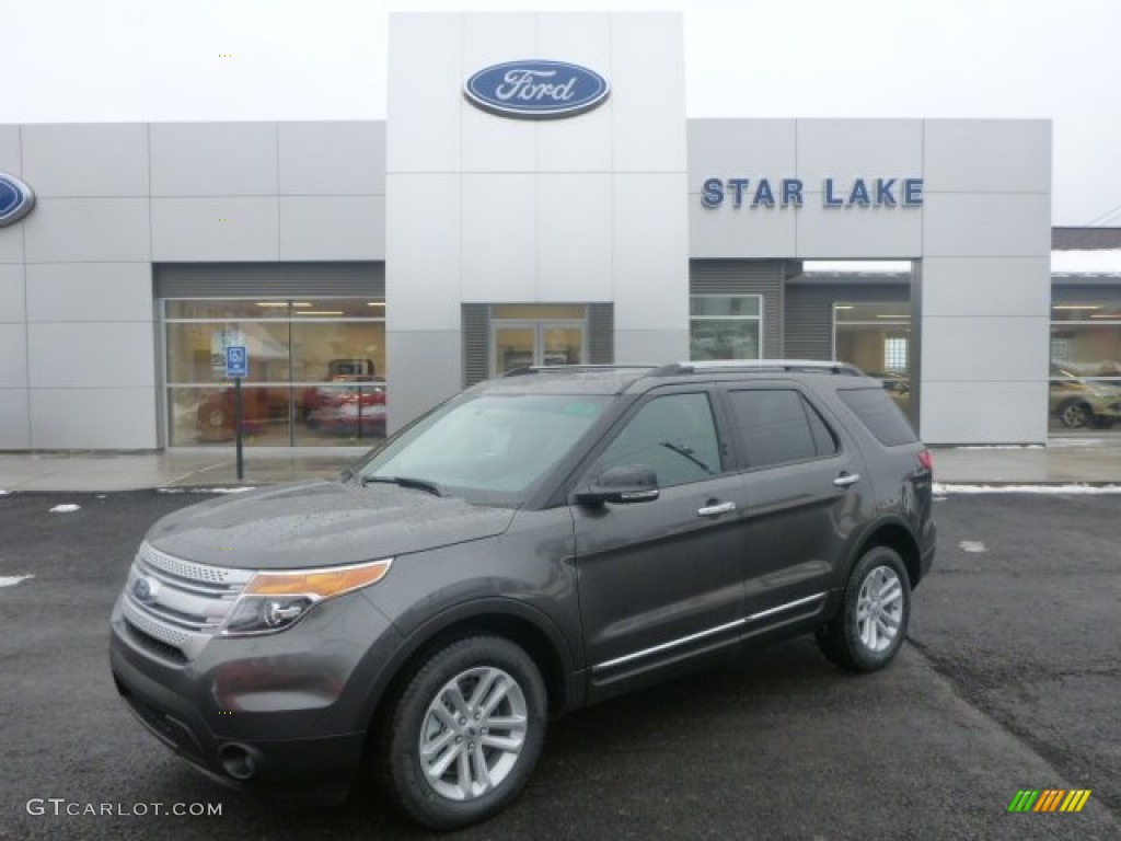 2015 Explorer XLT 4WD - Magnetic / Charcoal Black photo #1