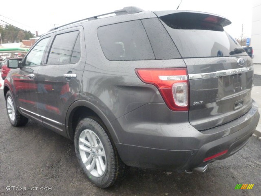 2015 Explorer XLT 4WD - Magnetic / Charcoal Black photo #3