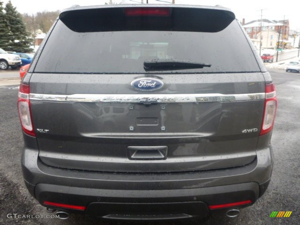 2015 Explorer XLT 4WD - Magnetic / Charcoal Black photo #4