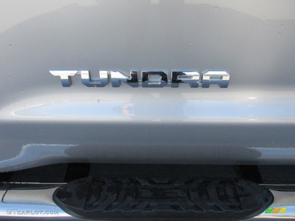 2015 Tundra SR5 Double Cab - Silver Sky Metallic / Graphite photo #14