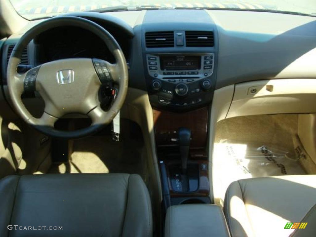 2006 Accord EX-L V6 Sedan - Nighthawk Black Pearl / Ivory photo #9