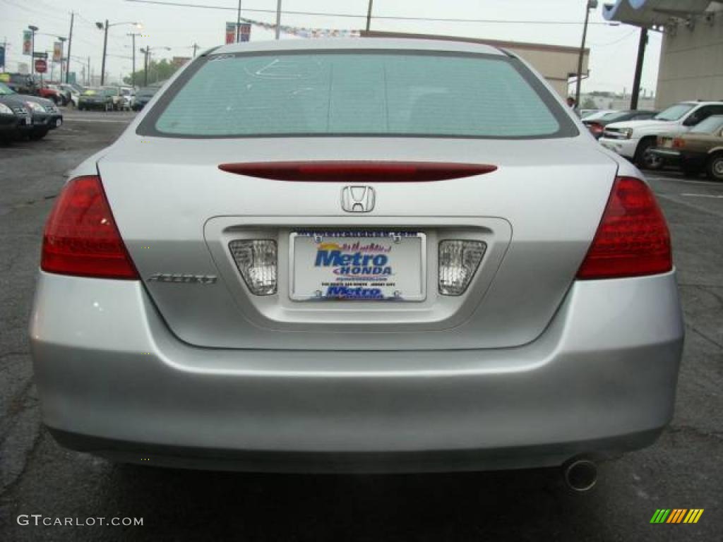 2006 Accord EX Sedan - Alabaster Silver Metallic / Gray photo #5