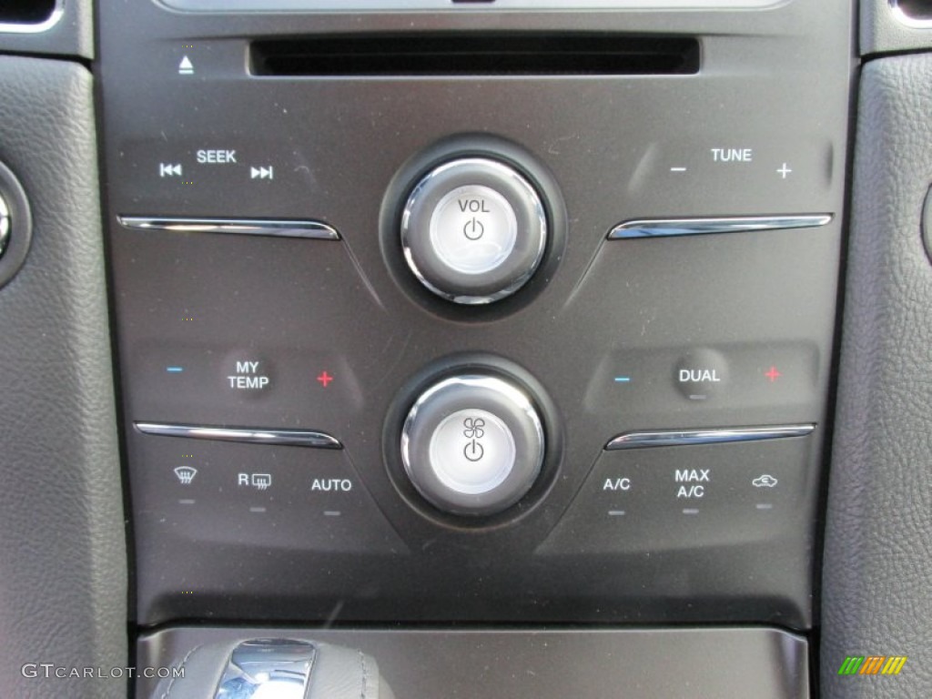 2015 Taurus SEL - Magnetic Metallic / Charcoal Black photo #26