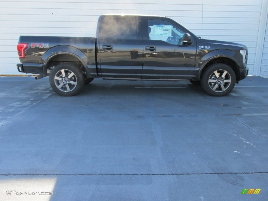 2015 F150 Lariat SuperCrew 4x4 - Tuxedo Black Metallic / Black photo #3