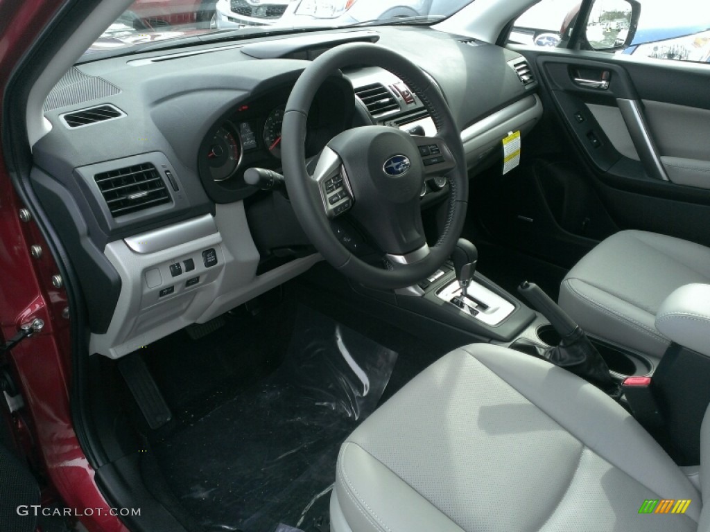Gray Interior 2015 Subaru Forester 2.5i Limited Photo #101112756