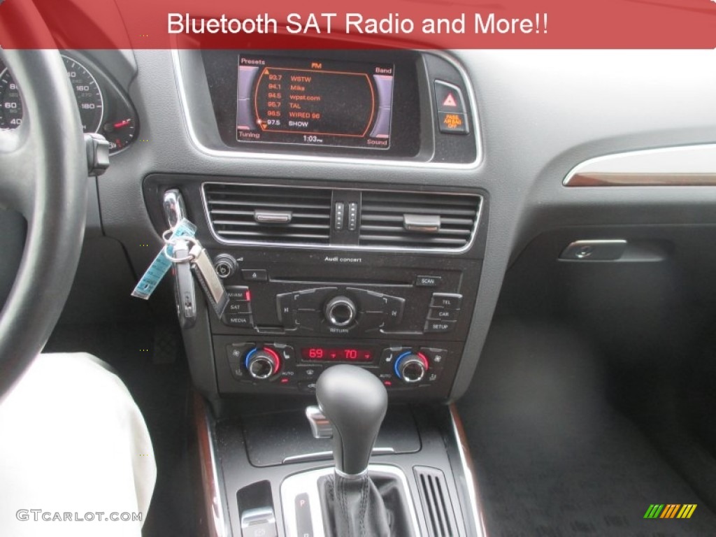 2011 Q5 2.0T quattro - Deep Sea Blue Pearl Effect / Cinnamon Brown photo #5