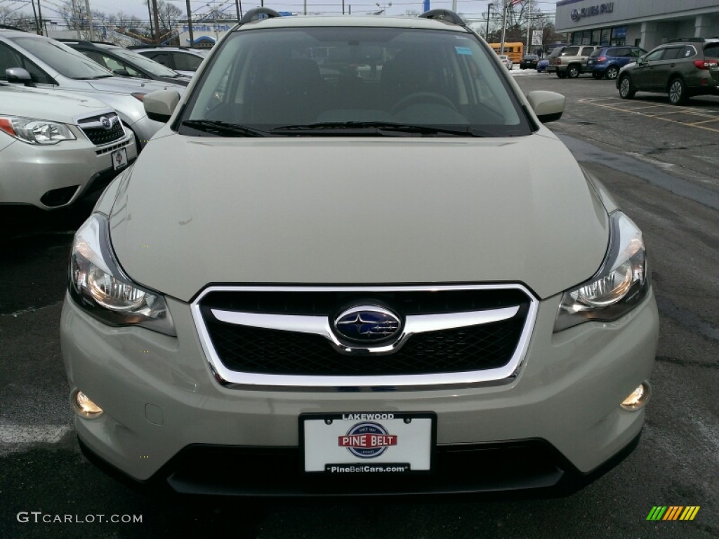 2015 XV Crosstrek 2.0i Premium - Desert Khaki / Black photo #2