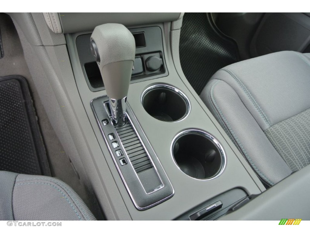 2015 Chevrolet Traverse LS Transmission Photos