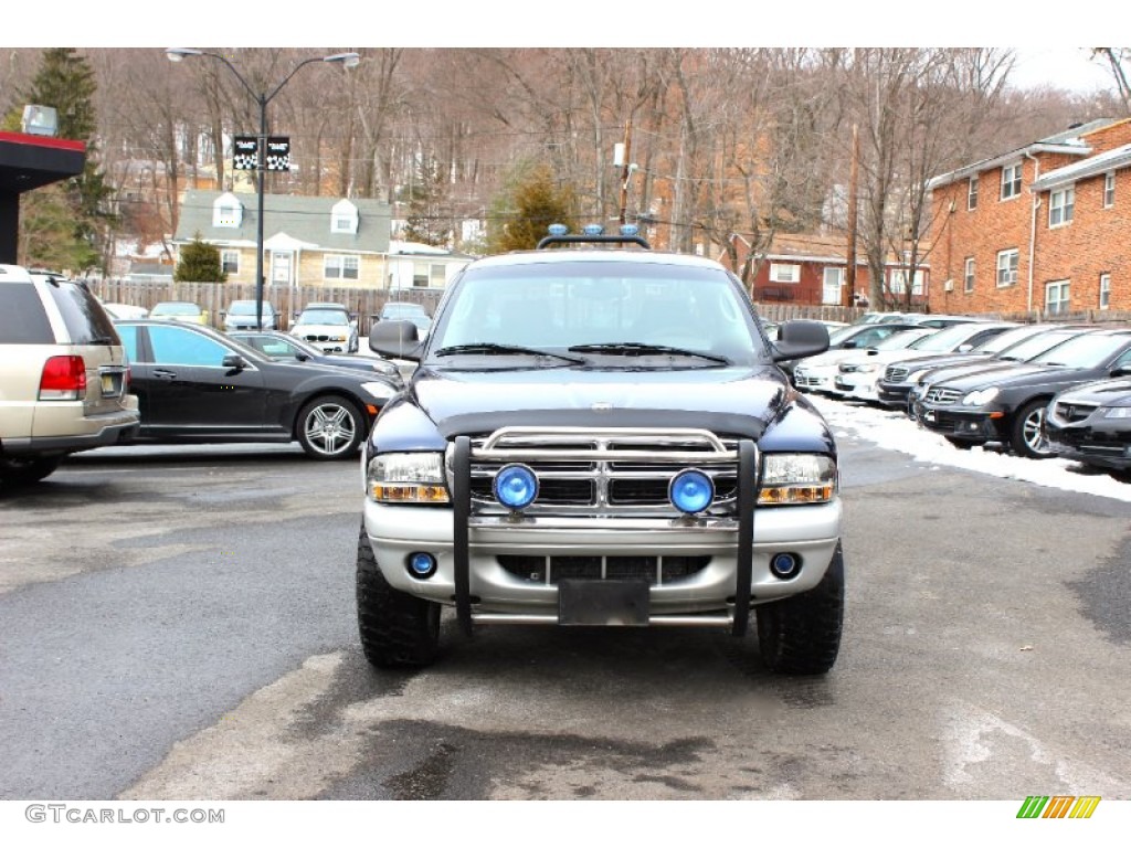 2004 Dakota SLT Quad Cab 4x4 - Patriot Blue Pearl / Dark Slate Gray photo #2