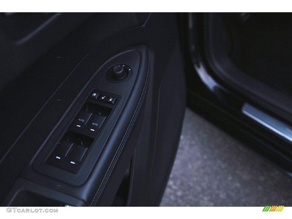 2009 300 C SRT8 - Brilliant Black / Dark Slate Gray photo #9