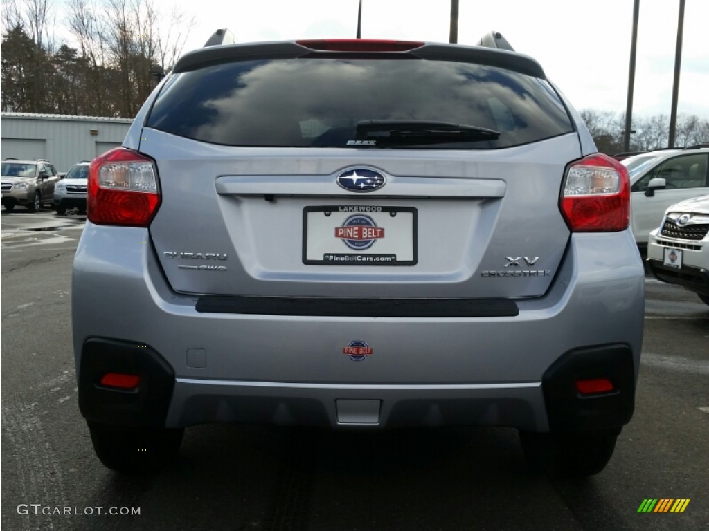 2015 XV Crosstrek 2.0i Premium - Ice Silver Metallic / Black photo #5