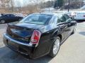 Gloss Black - 300 AWD Photo No. 3