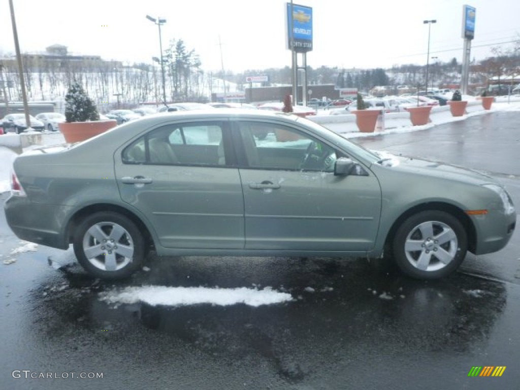 2008 Fusion SE - Moss Green Metallic / Camel photo #6