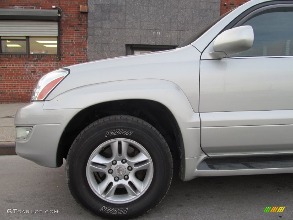 2004 GX 470 - Silver Pine Metallic / Dark Gray photo #11