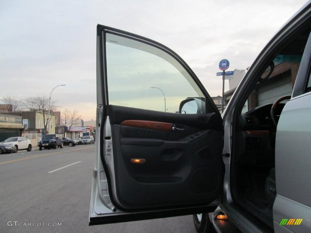 2004 GX 470 - Silver Pine Metallic / Dark Gray photo #29