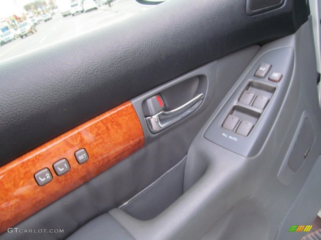 2004 GX 470 - Silver Pine Metallic / Dark Gray photo #37