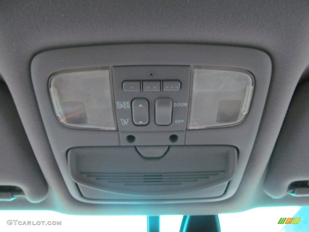 2004 GX 470 - Silver Pine Metallic / Dark Gray photo #49