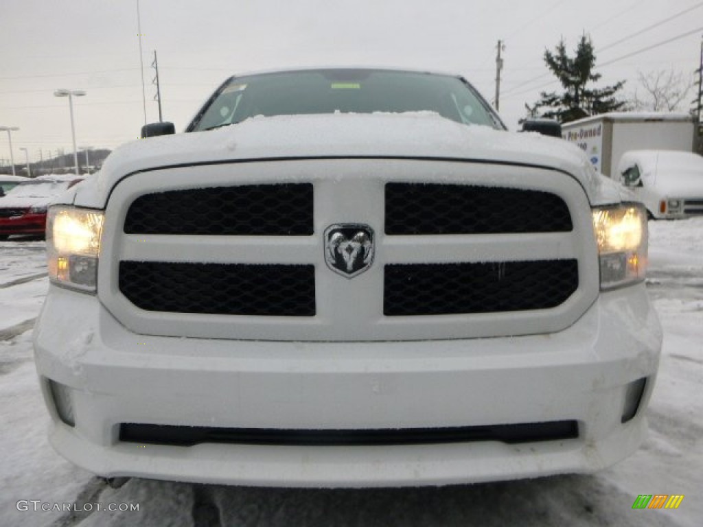 2015 1500 Express Crew Cab 4x4 - Bright White / Black/Diesel Gray photo #10