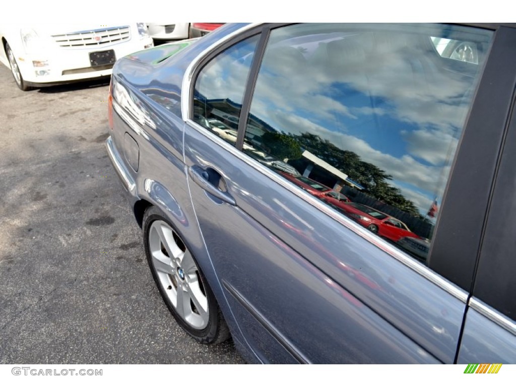 2004 3 Series 330i Sedan - Steel Blue Metallic / Black photo #34