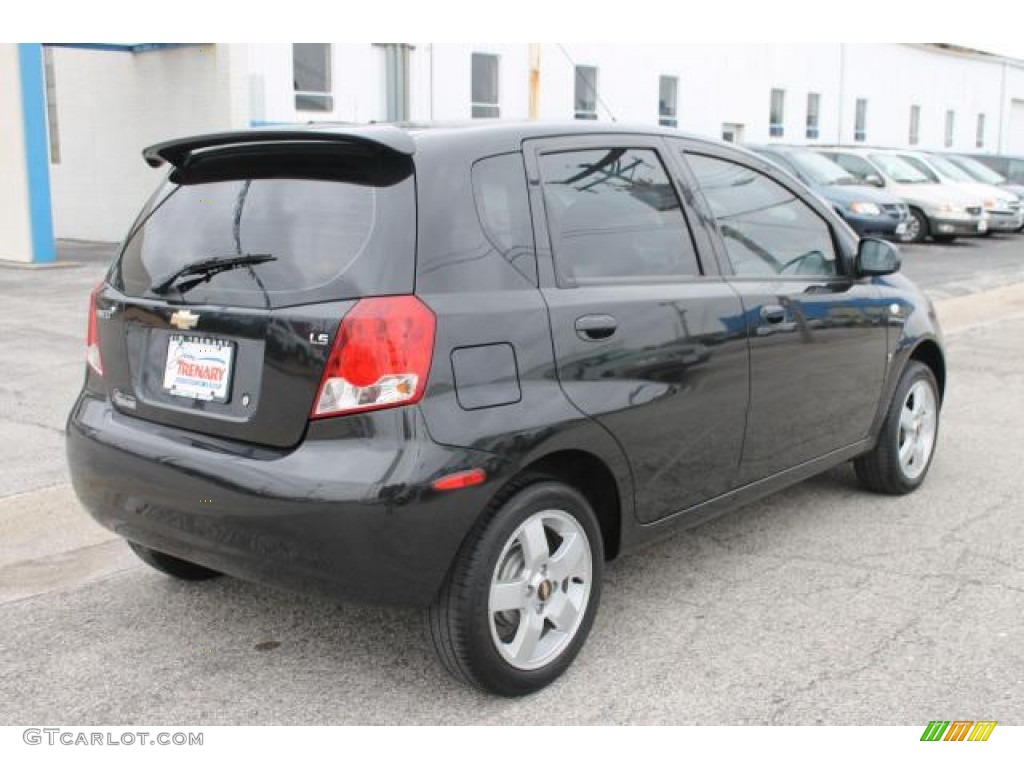 2007 Aveo 5 LS Hatchback - Black / Charcoal Black photo #3