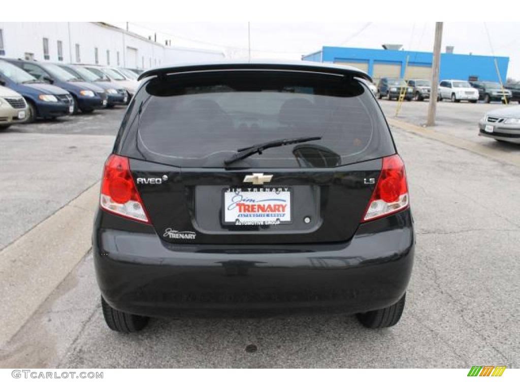 2007 Aveo 5 LS Hatchback - Black / Charcoal Black photo #6