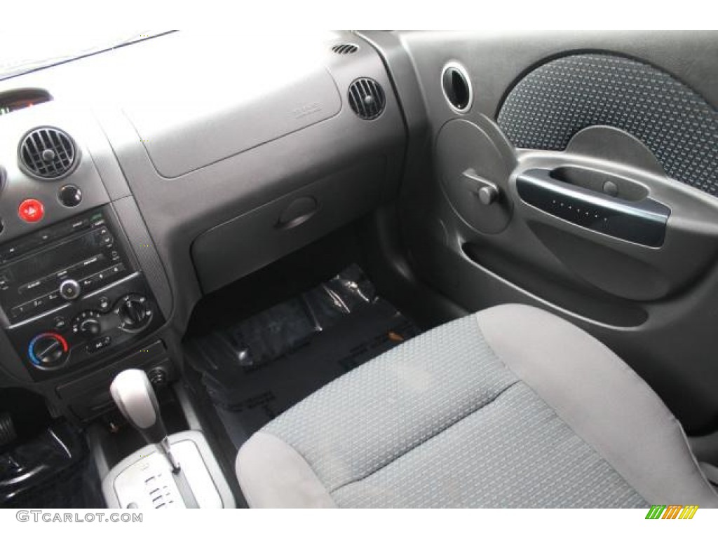 2007 Aveo 5 LS Hatchback - Black / Charcoal Black photo #13
