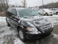 2007 Brilliant Black Crystal Pearl Chrysler Town & Country Touring  photo #11