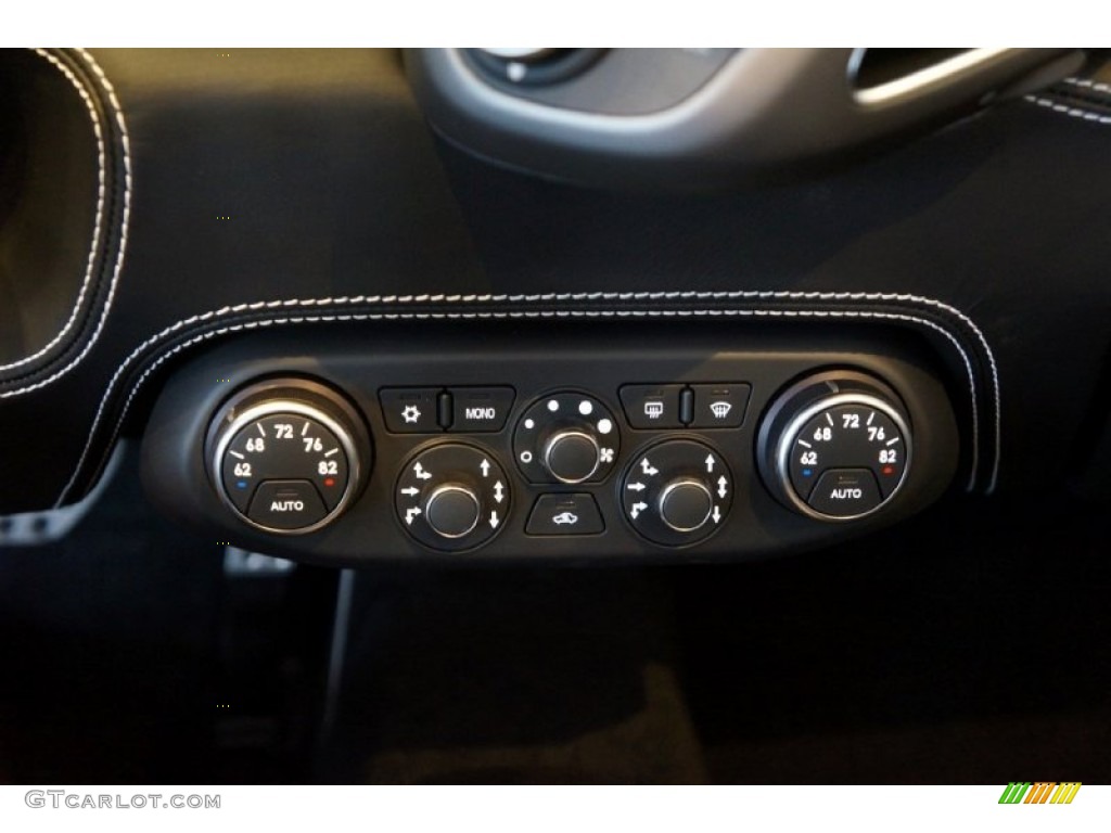 2015 Ferrari 458 Spider Controls Photo #101150184
