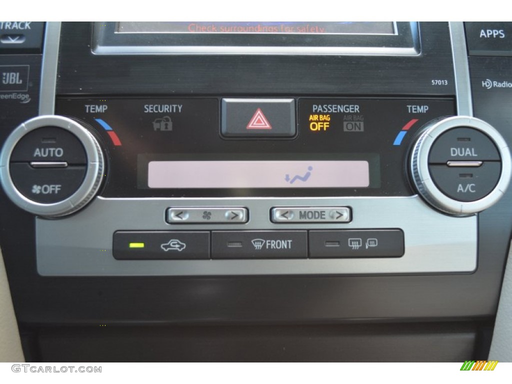 2012 Toyota Camry Hybrid XLE Controls Photo #101154274