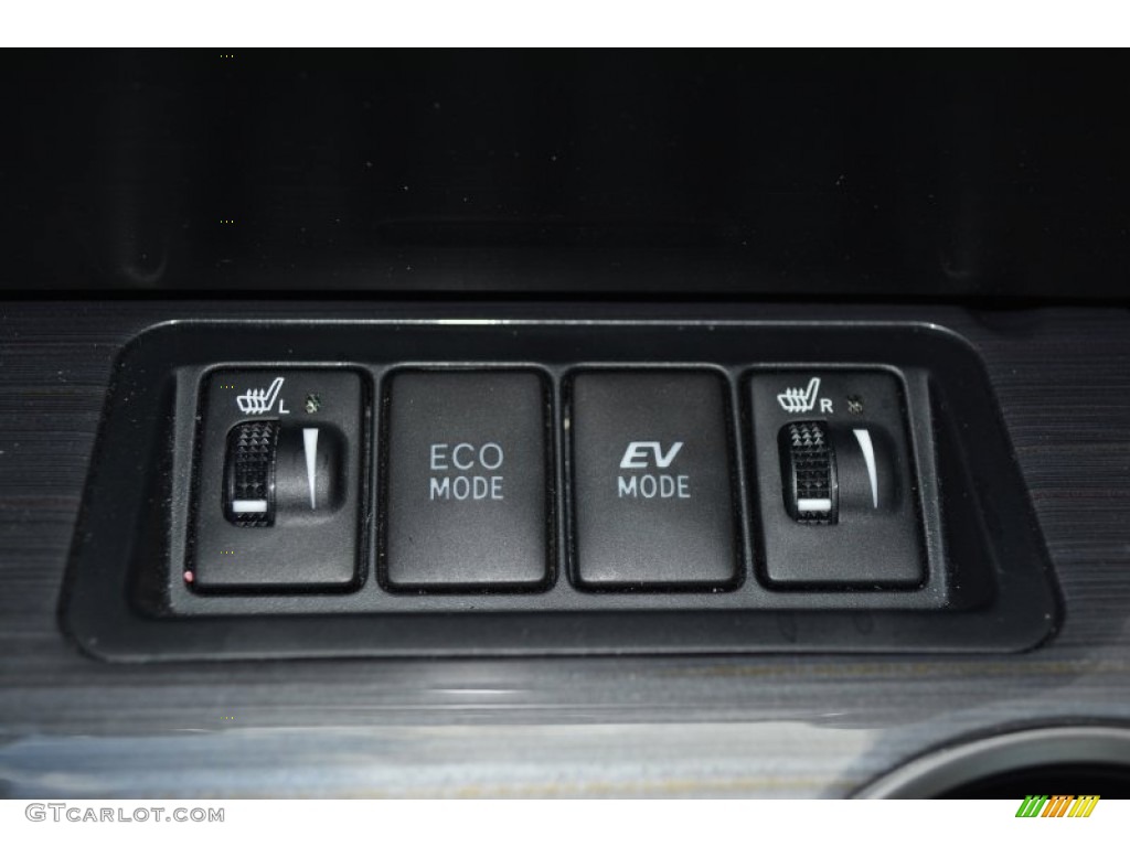 2012 Toyota Camry Hybrid XLE Controls Photo #101154283