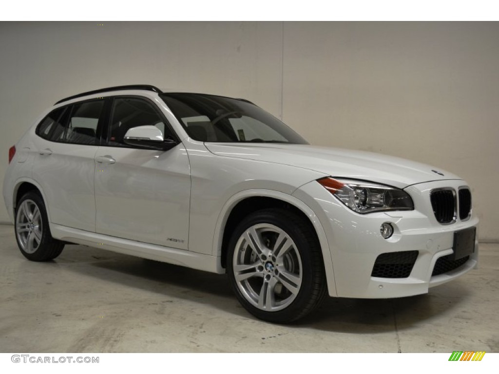 2015 X1 xDrive35i - Alpine White / Black photo #2