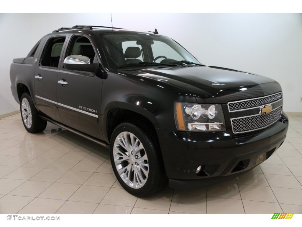 2013 Avalanche LTZ 4x4 - Black / Ebony photo #1