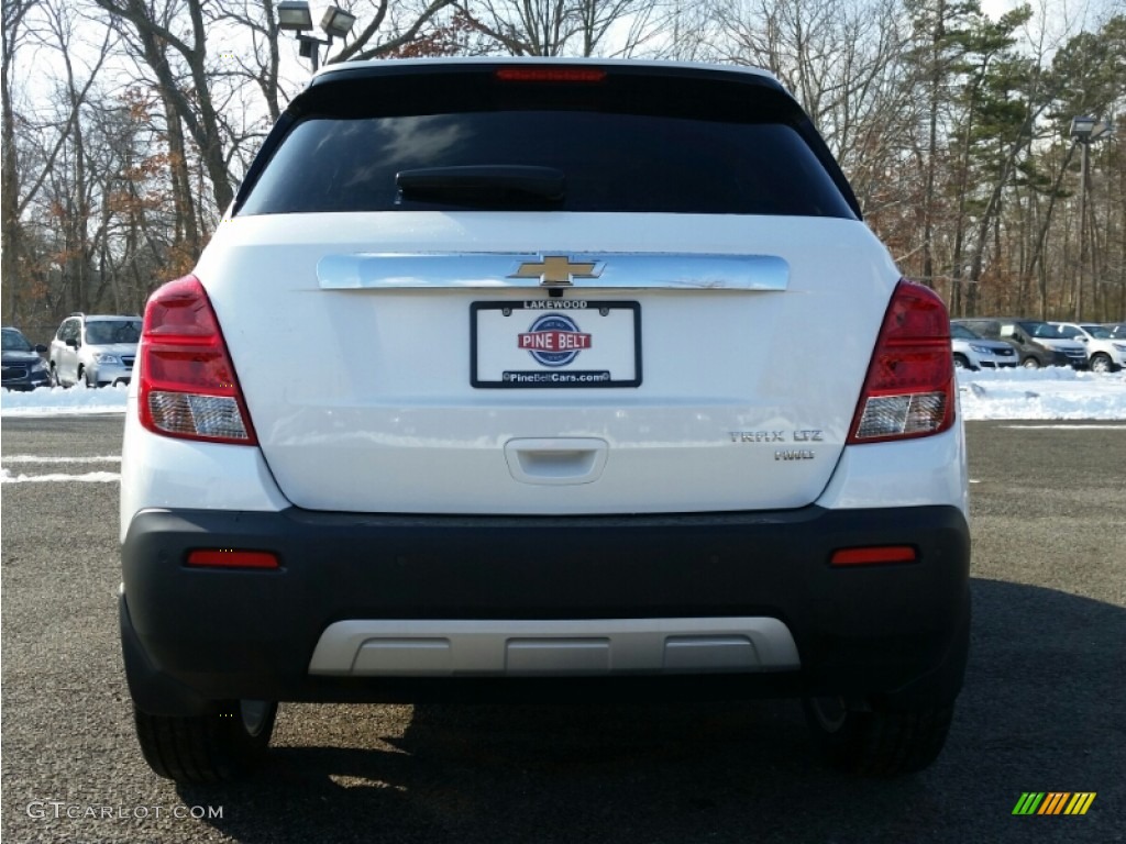 2015 Trax LTZ AWD - White Pearl Tricoat / Jet Black photo #5