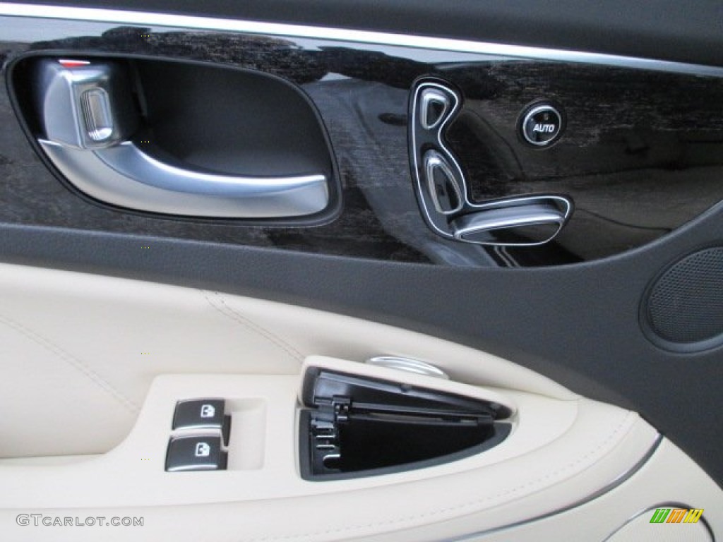 2014 Equus Signature - Casablanca White / Ivory photo #29