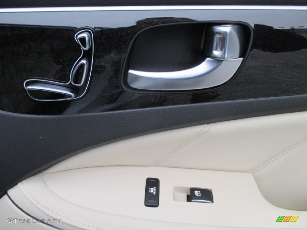 2014 Equus Signature - Casablanca White / Ivory photo #33
