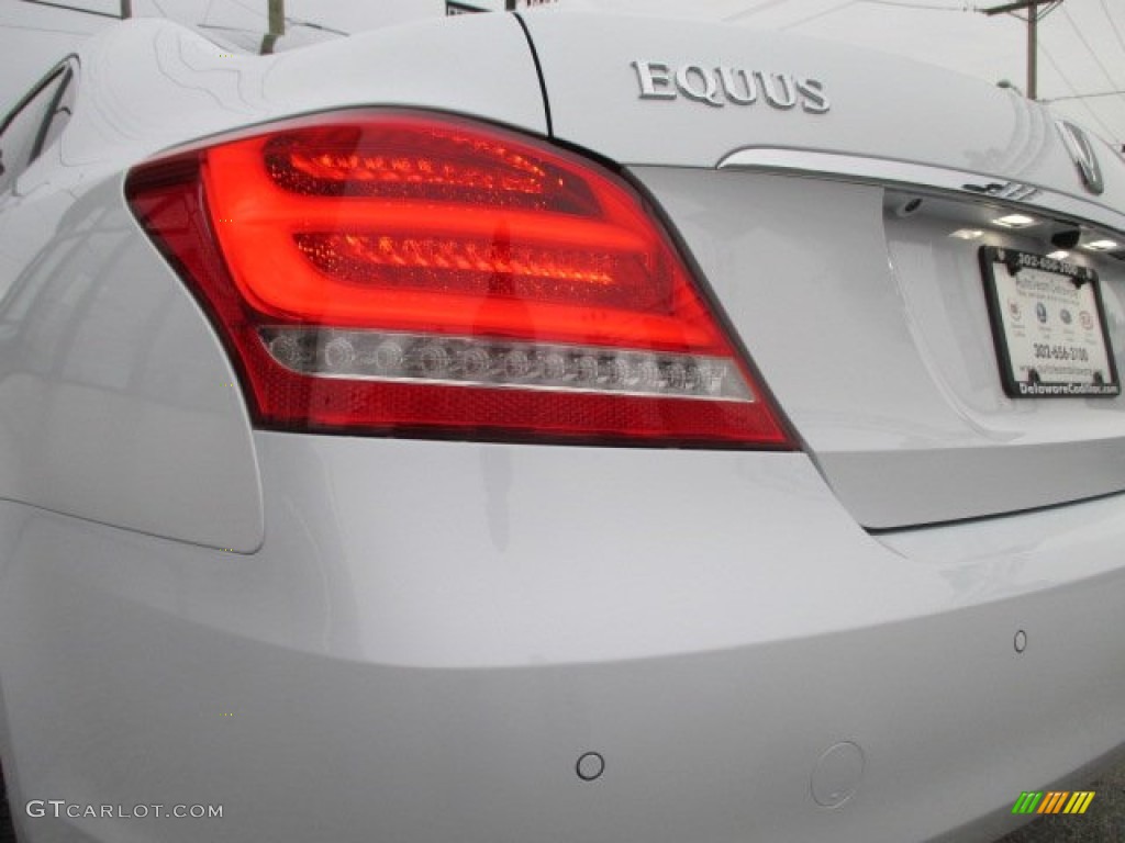 2014 Equus Signature - Casablanca White / Ivory photo #39